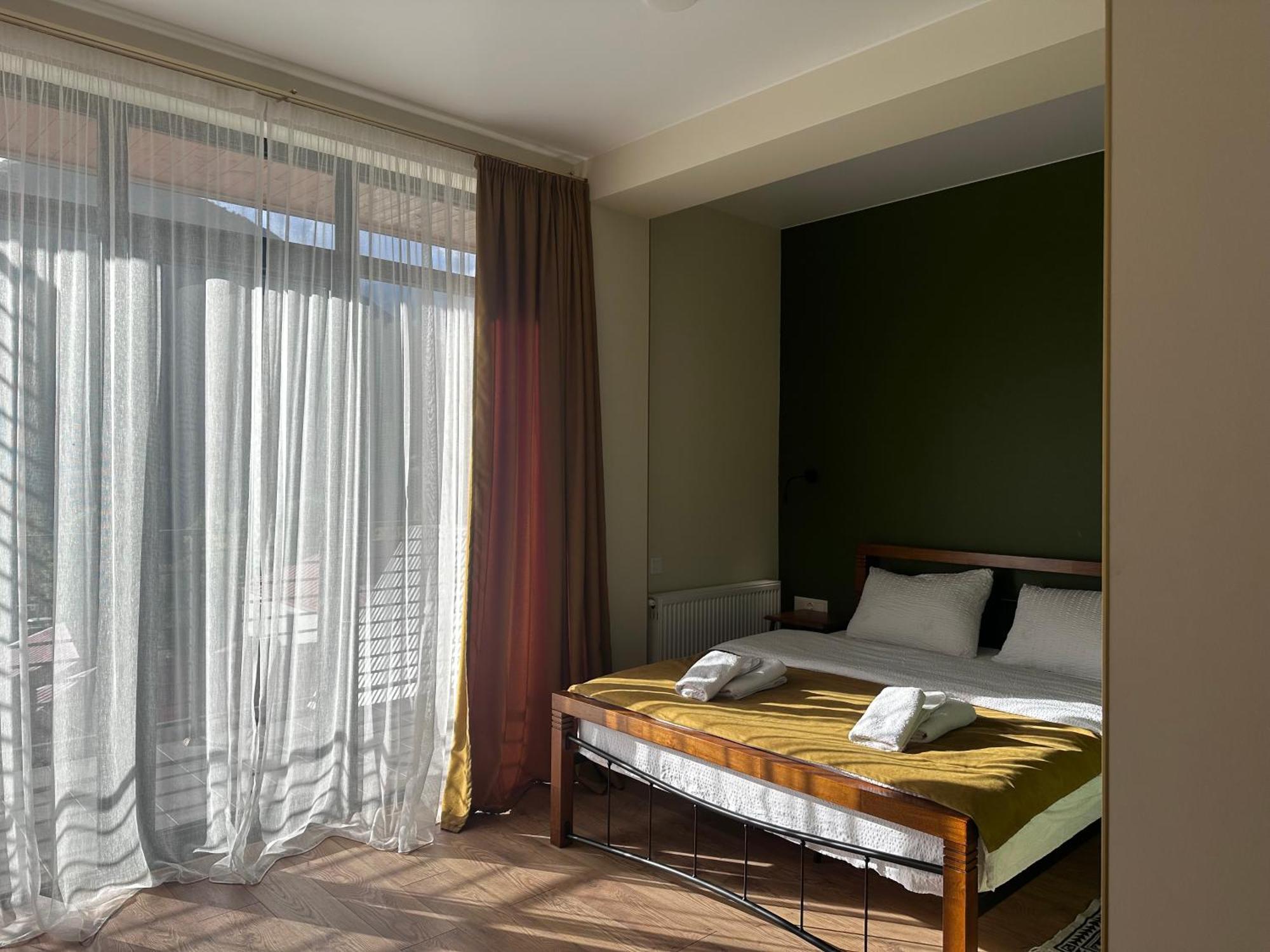 Hotel Mountime Kazbegi Exterior photo